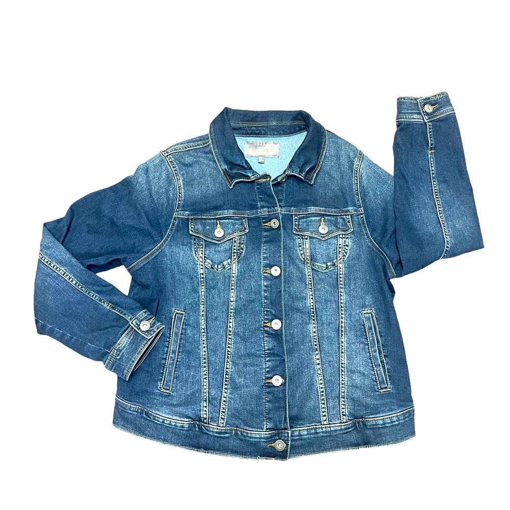 Women’s Torrid Stretchy Denim Jean Trucker Jacket Adjustable Waist Size 2